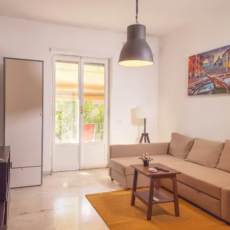 Apartament Balcony In Central